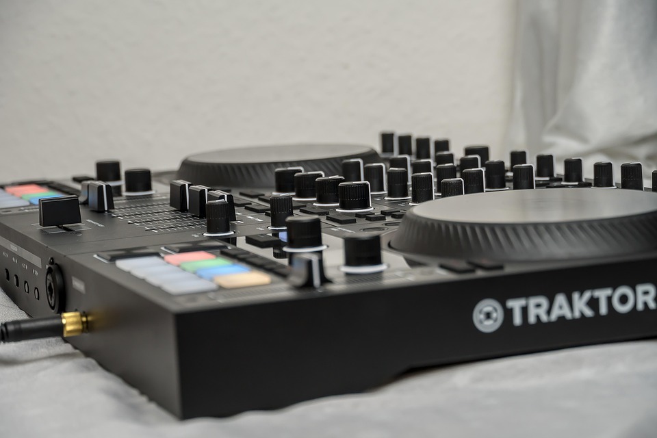 Voices in Unison: The Role of Music Festivals in Celebrating Togetherness